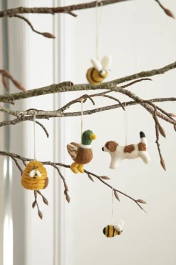 En Gry & Sif Fall Hanging Decoration - Dashing Duck| Felt Christmas Tree Decorations