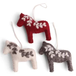 En Gry & Sif Felt Christmas Tree Decoration - Swedish Horses (Set Of 3) - Classic| Felt Christmas Tree Decorations