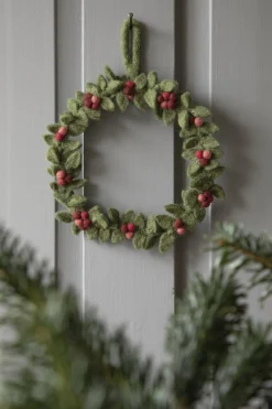 En Gry & Sif Felt Christmas Wreath - Large Holly| Wreaths