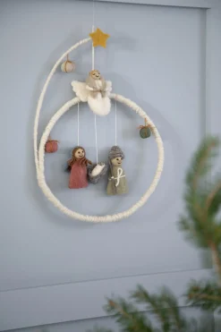En Gry & Sif Felt Christmas Wreath - Nativity| Wreaths