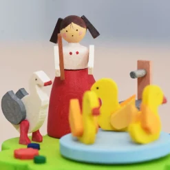 Graupner Music Box (Traditional Crank-Style) - Miniature Girl Feeding Geese| Music Boxes